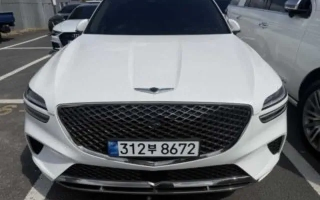 수원수입중고차시세표 GV70 2.5T 가솔린 2WD 매물 사진 1 - 2022/09 68,826km